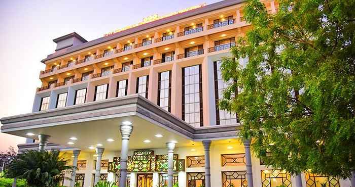 ภายนอกอาคาร The Bhimas Residency Hotels Pvt Ltd