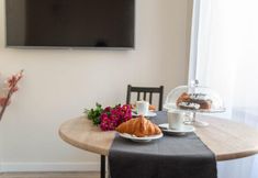 Bedroom 2 LEO APARTMENTS OLD TOWN RESIDENCE