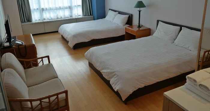 Kamar Tidur Crown House