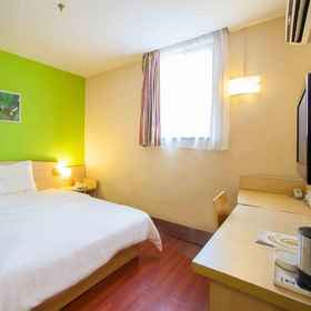 7 DAYS INN CHONGQING DAPING HOSPITAL THIRD MILITAR 1, Khách sạn Daping