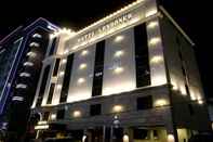 Bangunan Londoner Hotel