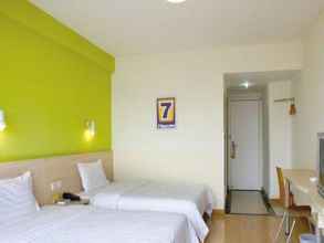 Bedroom 4 7 DAYS INN TAIYUAN CHANGFENG STREET WALMART