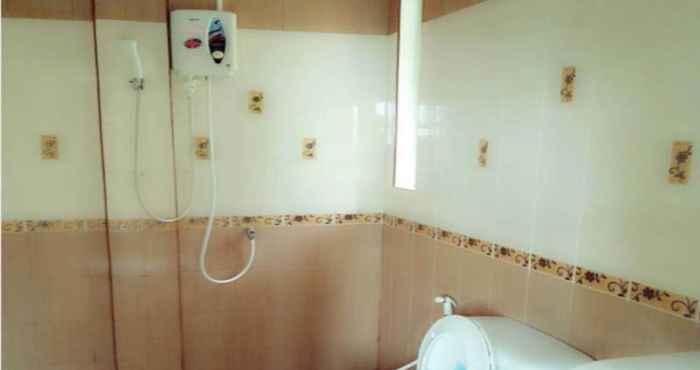 Toilet Kamar Samet Inn