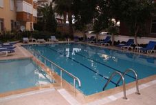 スイミングプール Bin Billa Hotel