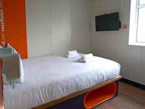 Kamar Tidur 4 Easyhotel London Heathrow