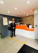 LOBBY Easyhotel London Heathrow