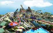 สระว่ายน้ำ 4 Yas Hotels By Experience Hub Inc Theme Parks