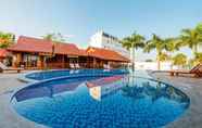 Swimming Pool 2 La Vita Resort Phu Quoc