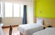 Bedroom 4 7 DAYS INN GUIYANG YANWU STREET BRANCH