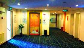 Lobby 4 7 Days Premium Harbin Center Street Branch