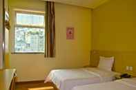 Bedroom 7 DAYS INN SHENZHEN LONGHUA QINGHU SUBWAY BRANCH