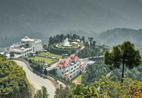 Nearby View and Attractions Club Mahindra Kandaghat