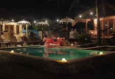 수영장 6 Bombora Bungalows