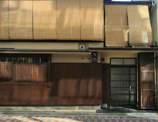 Luar Bangunan 2 AOI KYOTO STAY TRADITIONAL TOWNHOUSE