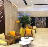 Lobi 5 Iu Hotel Kunming Xishan Wanda Plaza Railway Statio