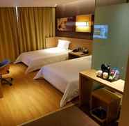 Bedroom 2 Iu Hotel Kunming Xishan Wanda Plaza Railway Statio