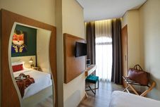 Bedroom The Fox Hotel