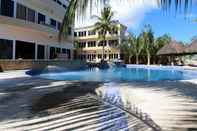 Swimming Pool Aladin White Beach Resort