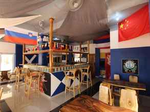 Bar, Kafe, dan Lounge 4 Aladin White Beach Resort