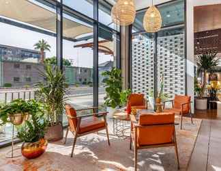 Lobby 2 Cambria Hotel Downtown Phoenix Convention Center