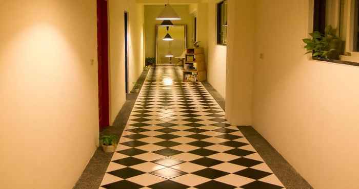 Lobby Lane 321 Hostel