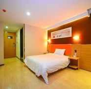 Bedroom 5 7 Days Premium Xuzhou Train Station Square Branch