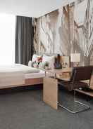 BEDROOM Living Hotel Frankfurt By Derag