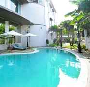 Swimming Pool 4 Hoa Binh 1 Hotel