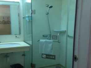 Toilet Kamar 4 7 Days Inn Qingdao Beer Street