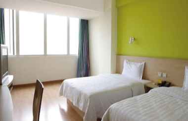 Kamar Tidur 2 7 Days Inn Guangzhou Shangxiajiu Branch