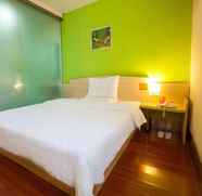 Bedroom 3 7 DAYS INN SANYA CHUNYUAN SEAFOOD SQUARE BRANCH