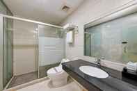 In-room Bathroom Hong En Hotel Guangzhou Baiyun International Airpo