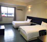 Others 2 Hotel Sitiawan