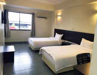 Others 2 Hotel Sitiawan