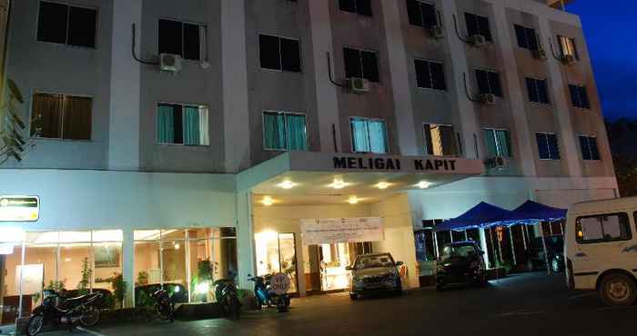 ภายนอกอาคาร Hotel Meligai Kapit