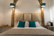 อื่นๆ Love Fama