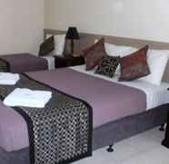 Kamar Tidur 2 Molika Springs Motel