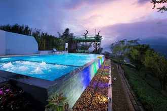 Swimming Pool 4 Lemon Tree Hotel Jammu