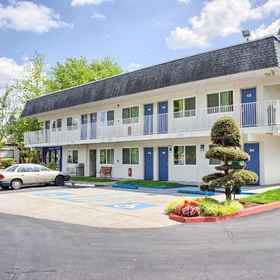 โมเทล 6 ซีแอตเทิล อีสต์ อิสซาควาห์ 1, โรงแรม & ที่พัก King County