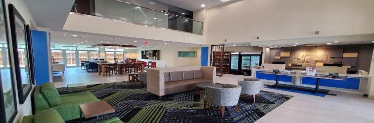 大廳 Holiday Inn Express & Suites Arlington North