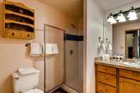 In-room Bathroom River Run Village