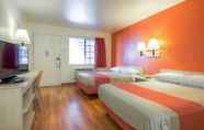 Bedroom 7 Motel 6 San Diego El Cajon