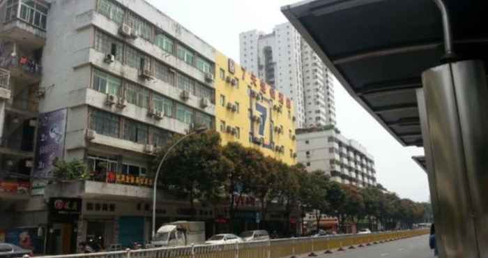 Bangunan 7 Days Inn Fuzhou Wuyi Square Fuxin Road Branch