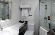 In-room Bathroom 2 Greentree Inn Ningde Zhouning Country Qiaonan Stre