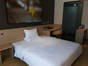 Bedroom 4 7 Days Inn·Weng'an