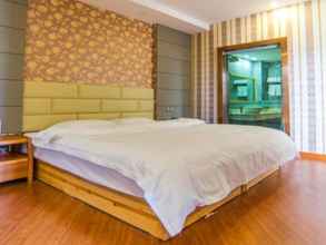 Bedroom 4 GreenTree Inn Tibet Lhasa The Potala Express Hotel