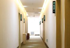 Lobby 3 GreenTree Inn Dalian North Railway Station Express