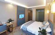 Bedroom 6 Greentree Inn Guiyang Wudang District High Speed R