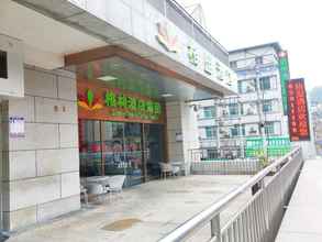 Exterior 4 Greentree Alliance Hotel Guiyang Huaguo Community