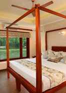 null Cosy Houseboats